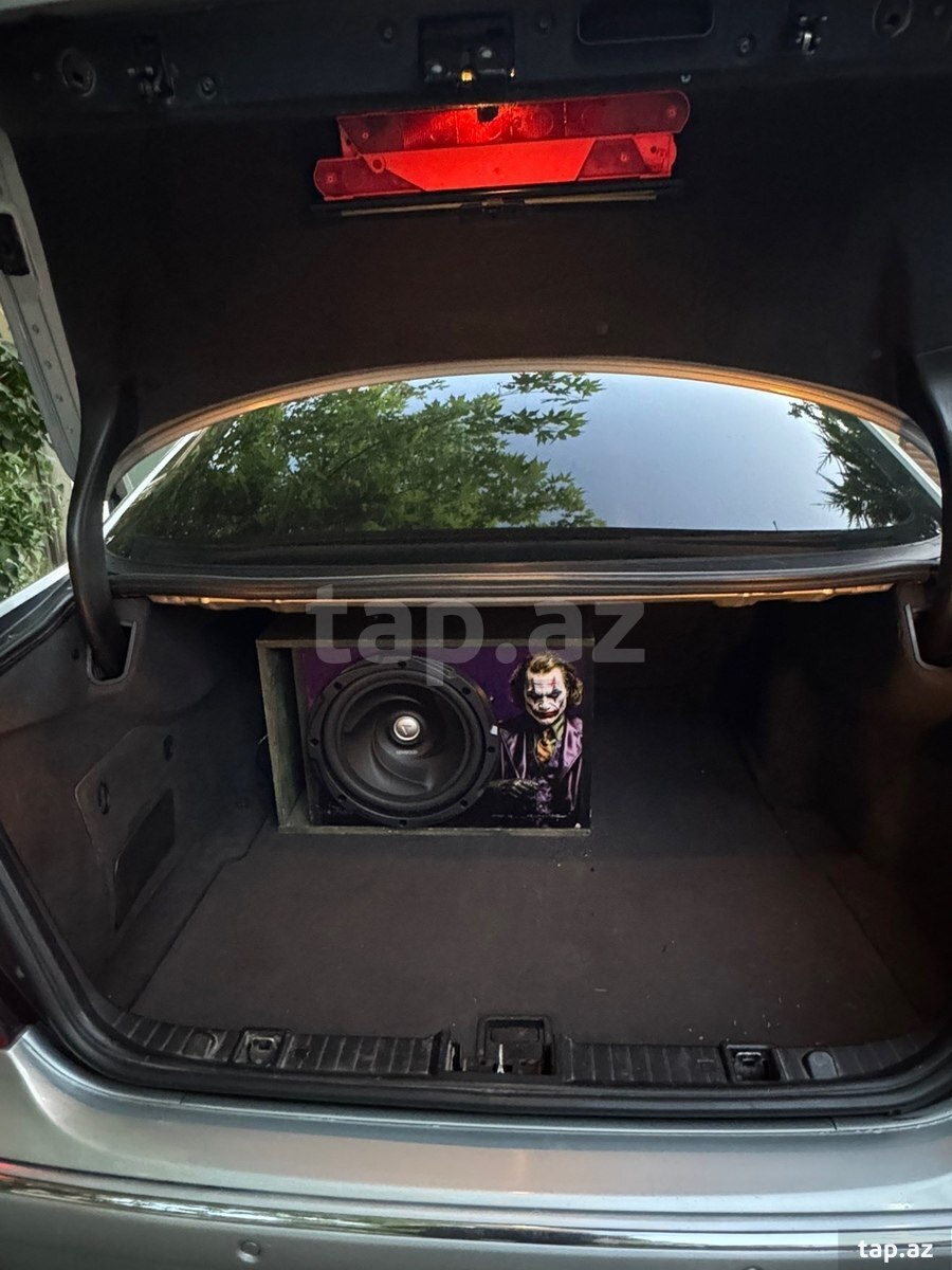 Mercedes E 320, 2002 il (18)