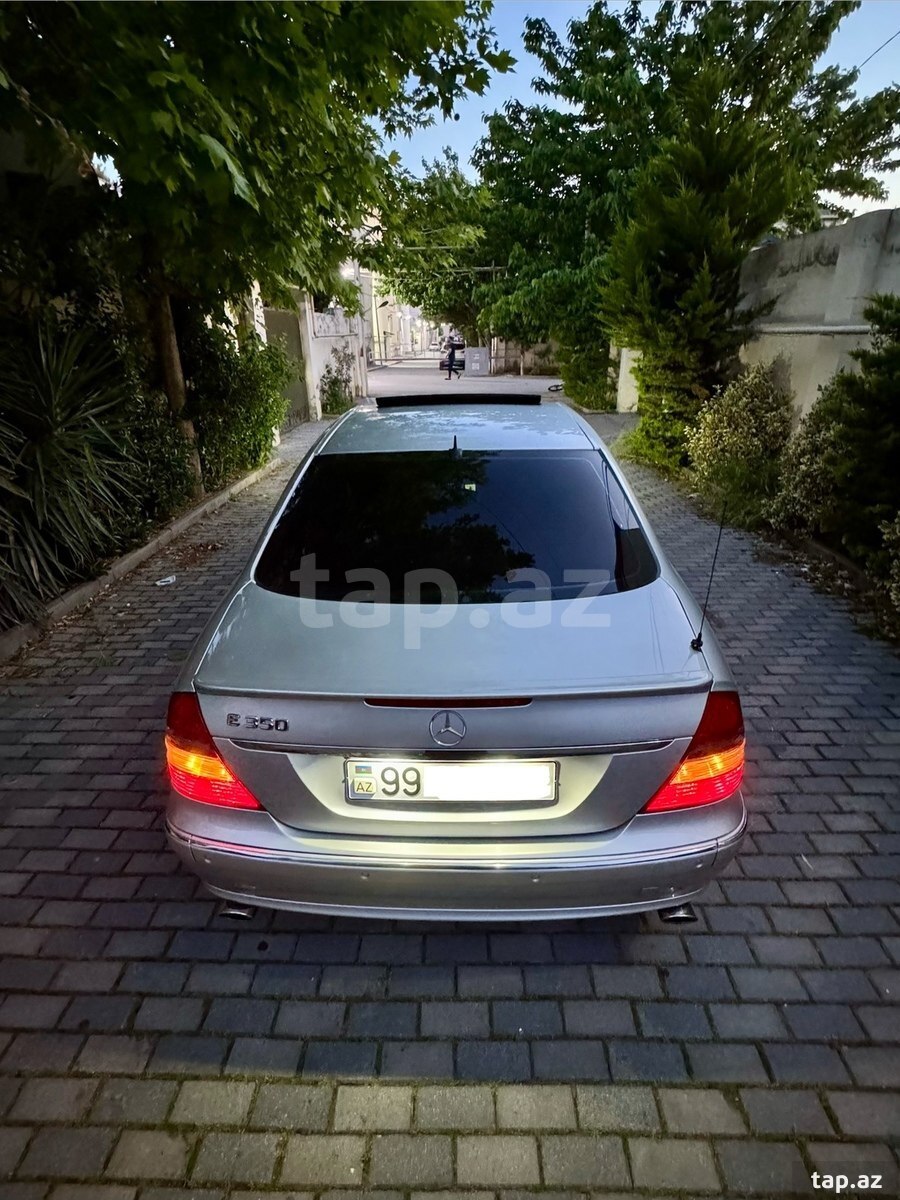 Mercedes E 320, 2002 il (6)