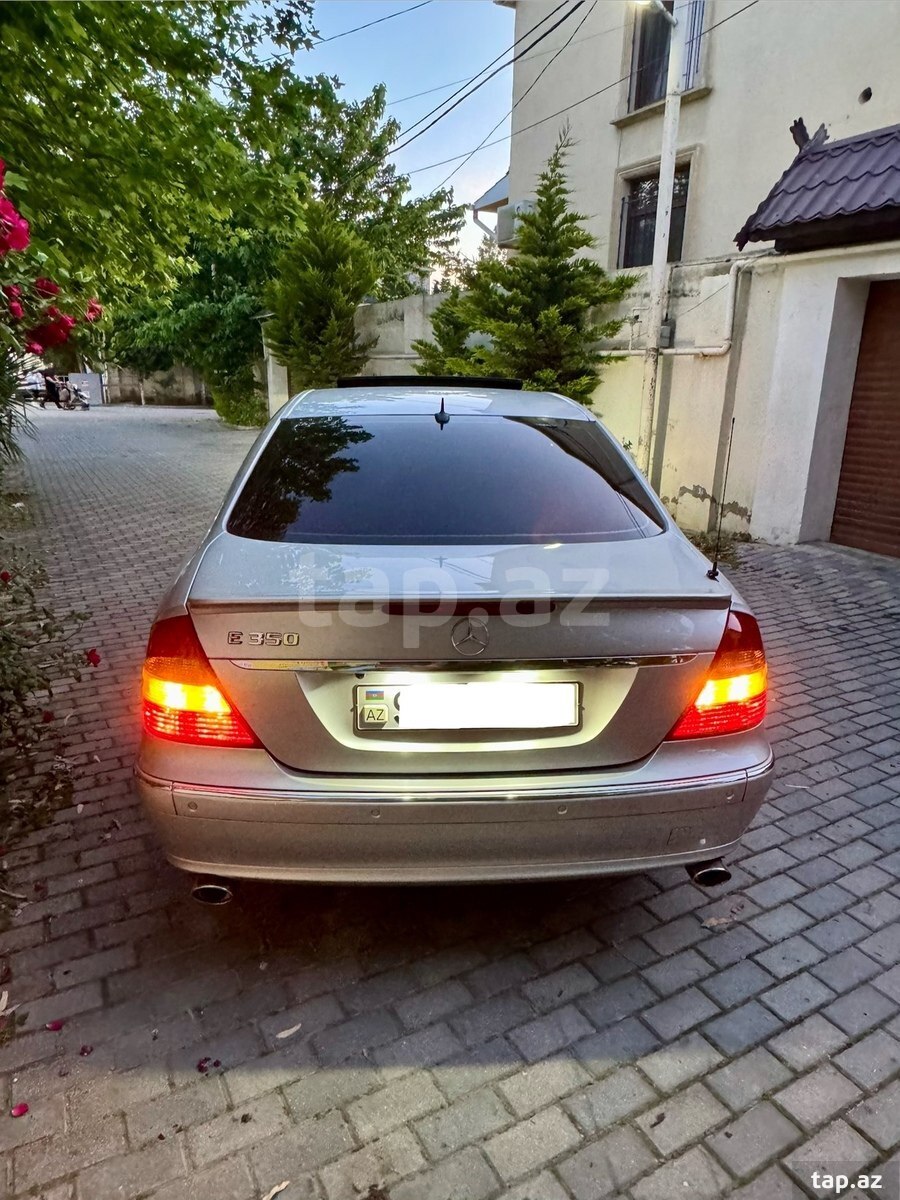 Mercedes E 320, 2002 il (7)