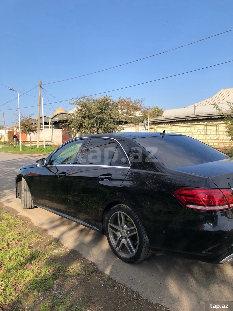 Mercedes E 220, 2015 il (5)