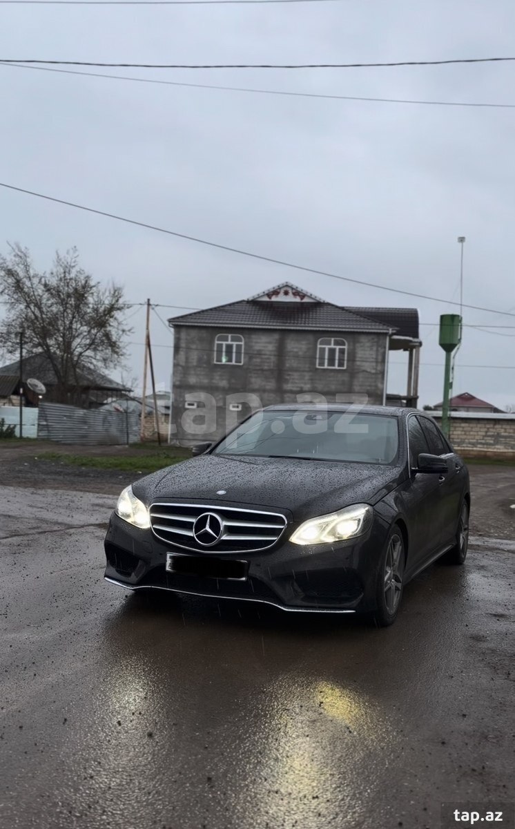Mercedes E 220, 2015 il