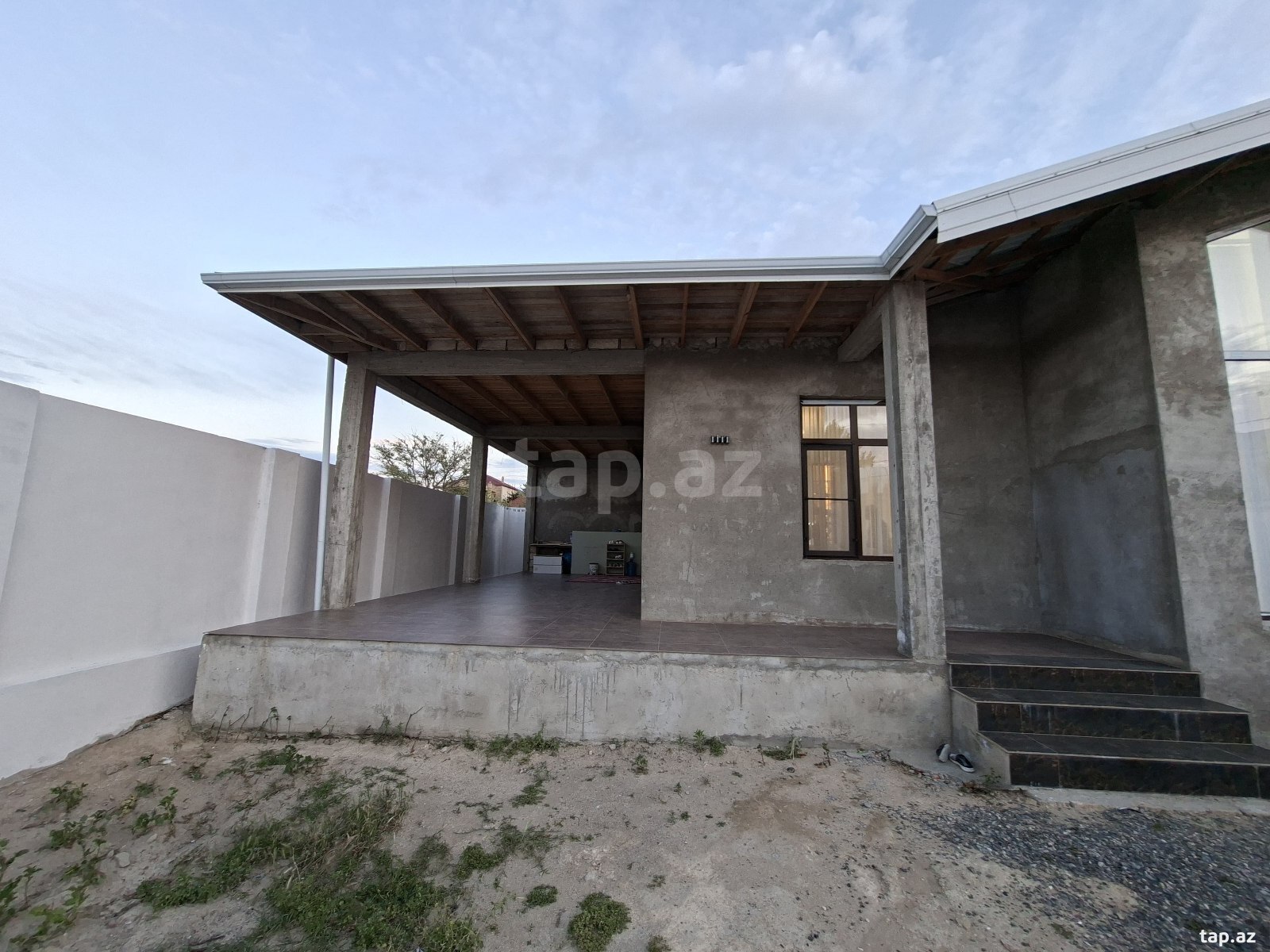 Həyət evi, Novxanı qəs. (7)