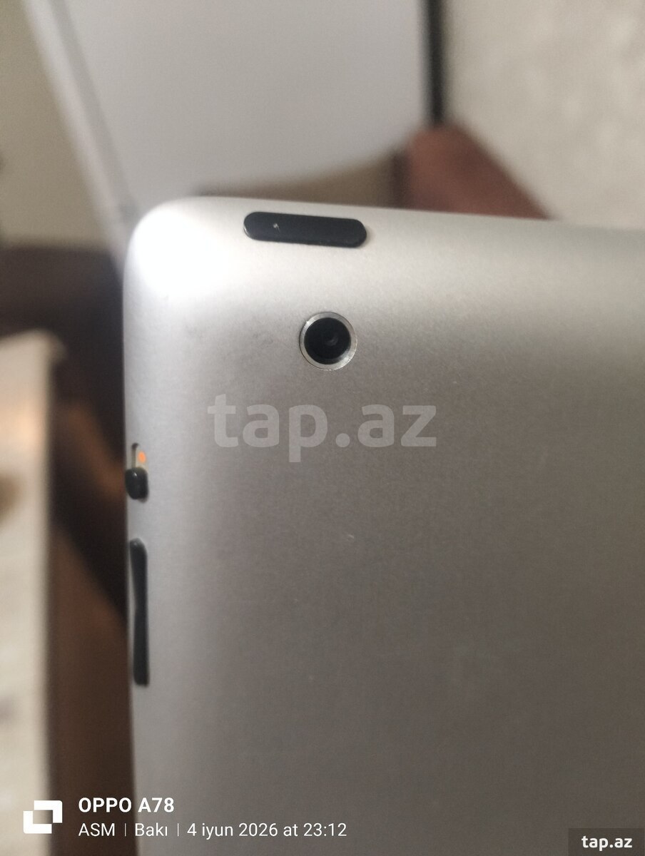 Apple iPad 2 (Model A1395)  (5)
