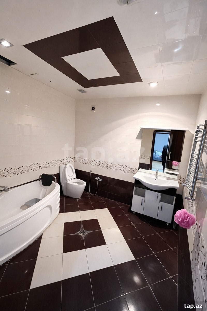 1-otaqlı yeni tikili kirayə verilir, Təbriz küç., 60 m² (12)
