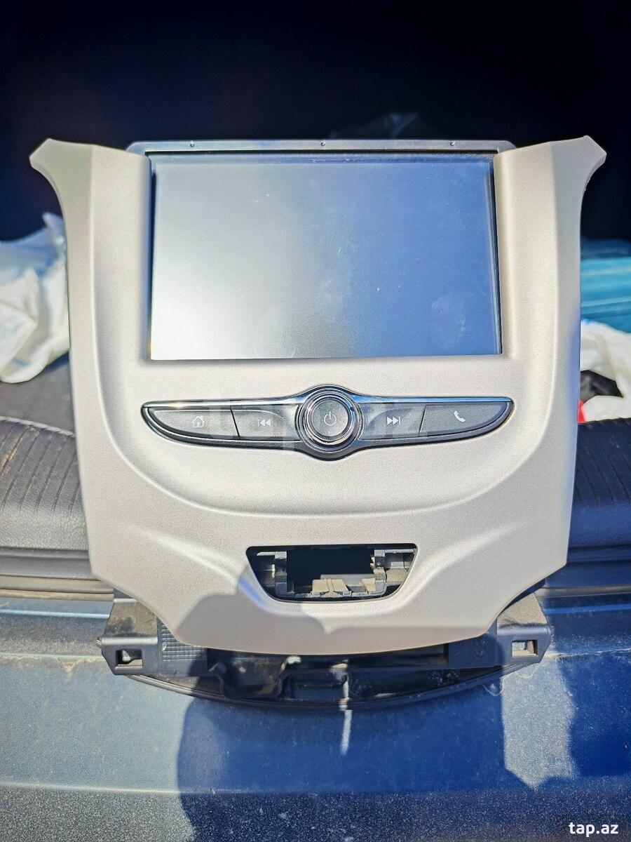 Chevrolet Cruze monitoru 