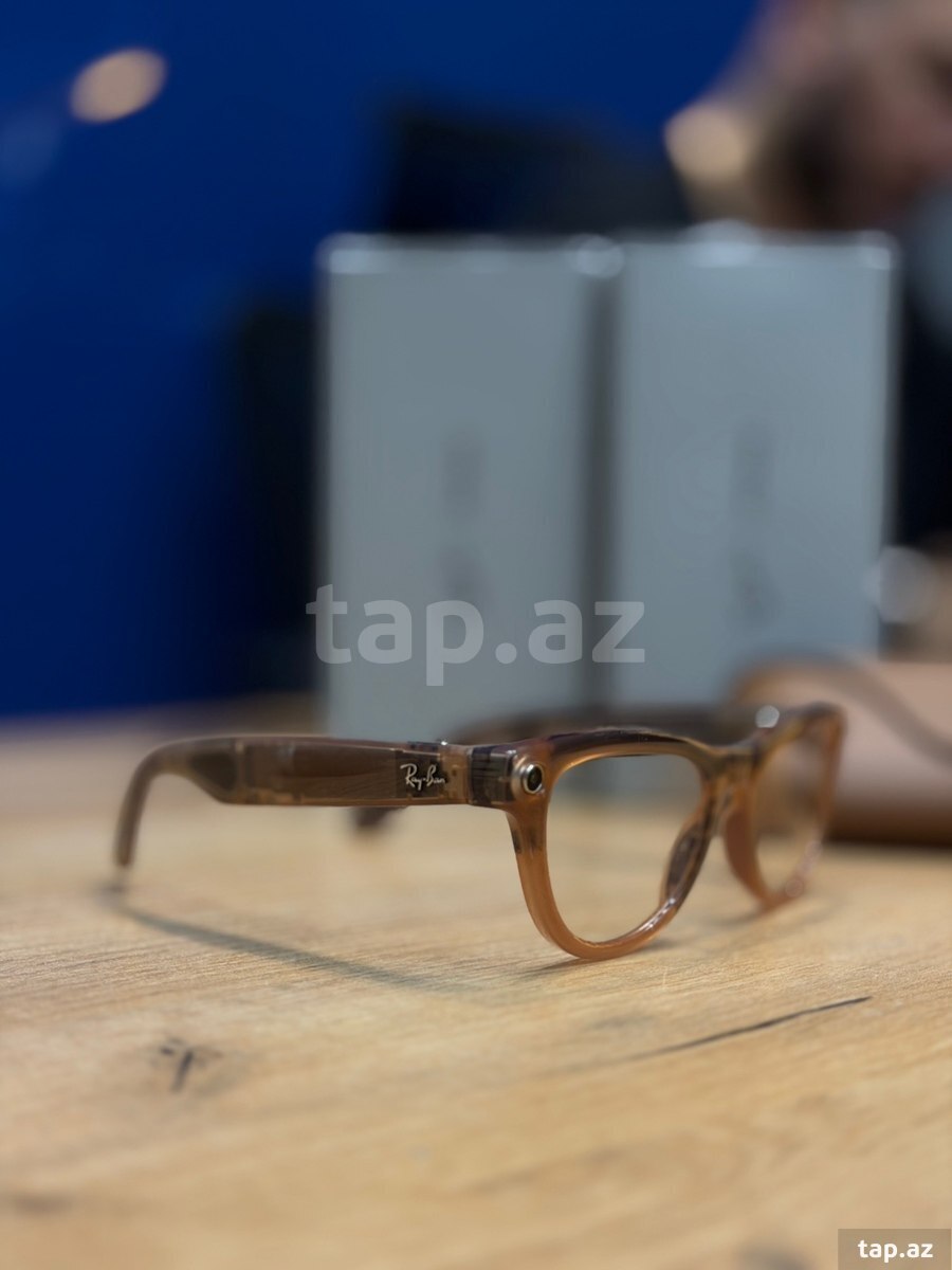 Rayban Meta Skyler (Gen2)  Shiny Peach Transitios  (5)
