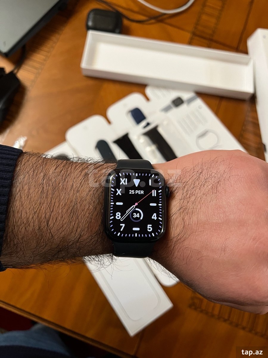 Apple Watch Series 8 Aluminum Midnight 45mm (16)
