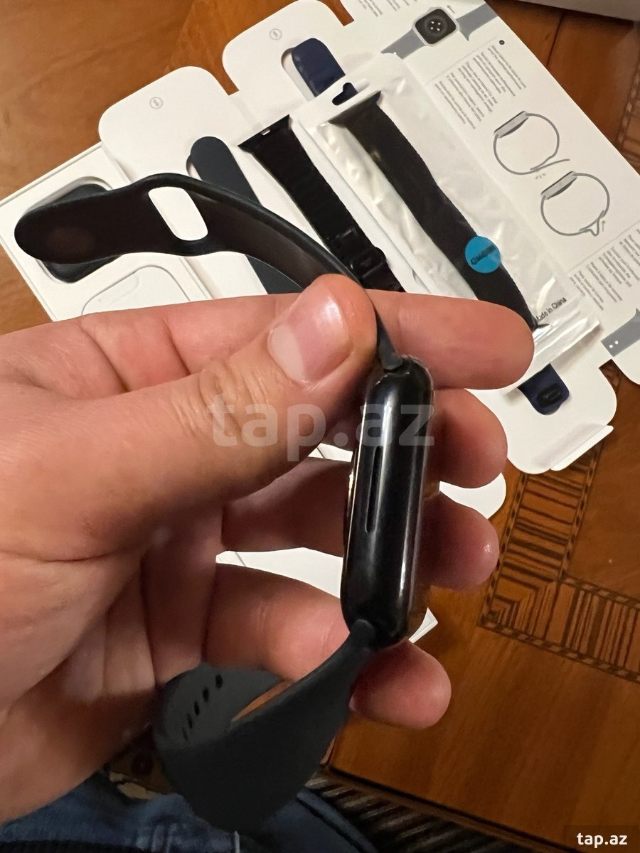 Apple Watch Series 8 Aluminum Midnight 45mm (14)