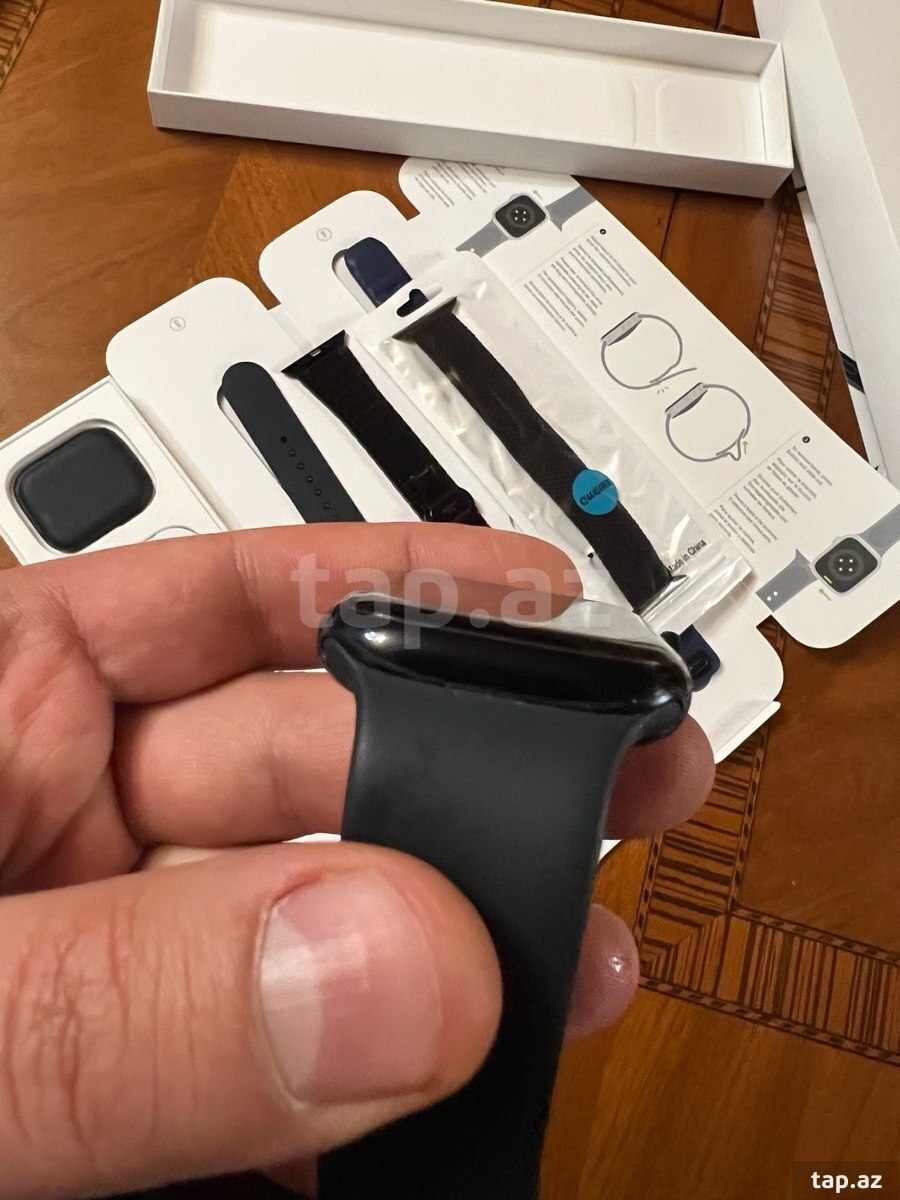 Apple Watch Series 8 Aluminum Midnight 45mm (13)