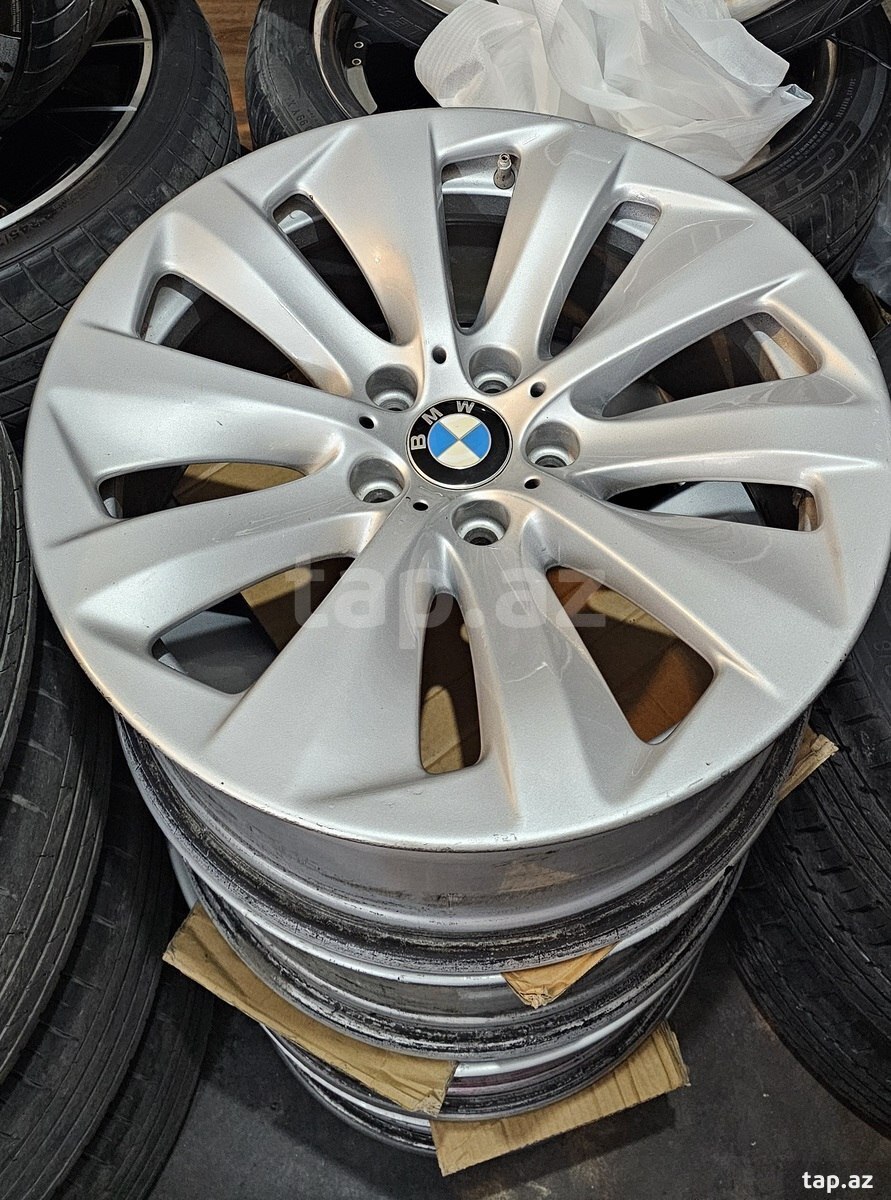 BMW F10 F30 F36 R19 diskləri (3)