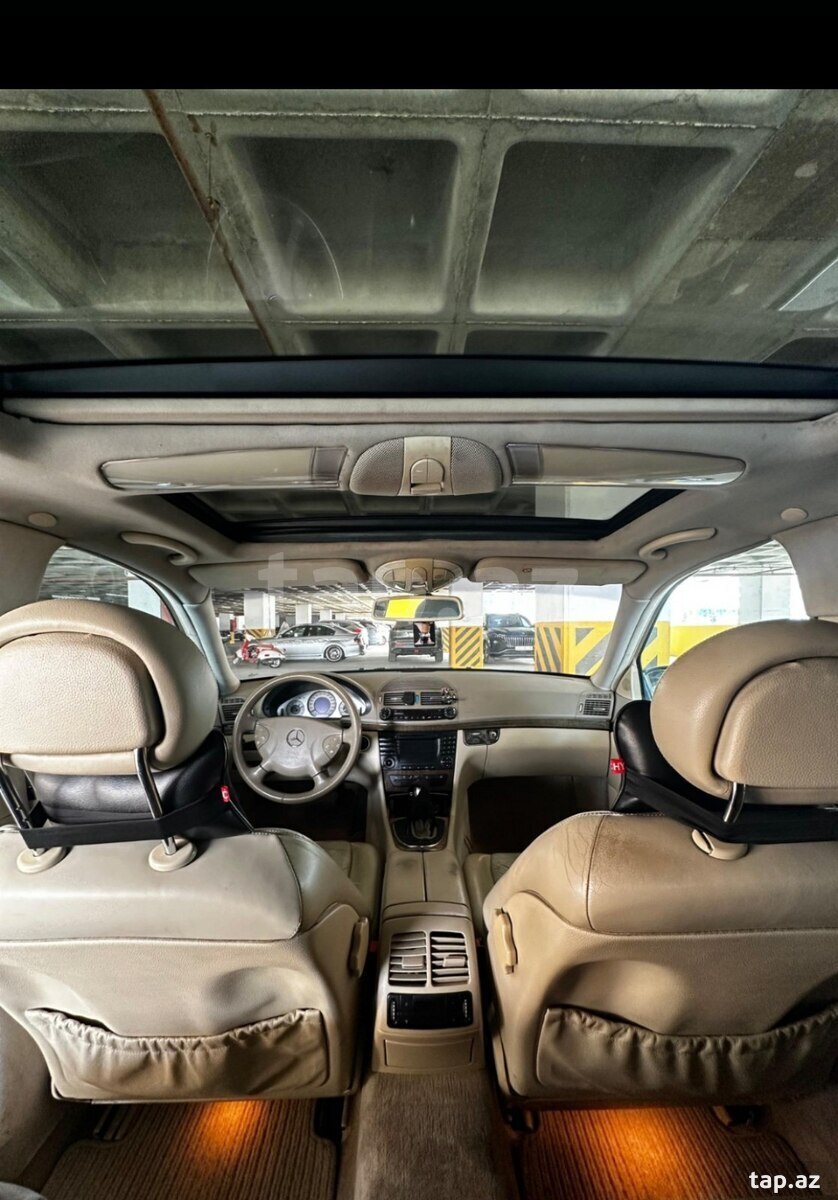 Mercedes E 320, 2002 il (4)
