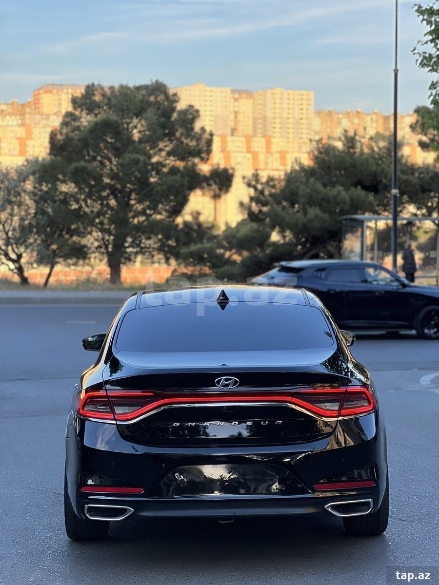 Hyundai Grandeur, 2018 il (5)