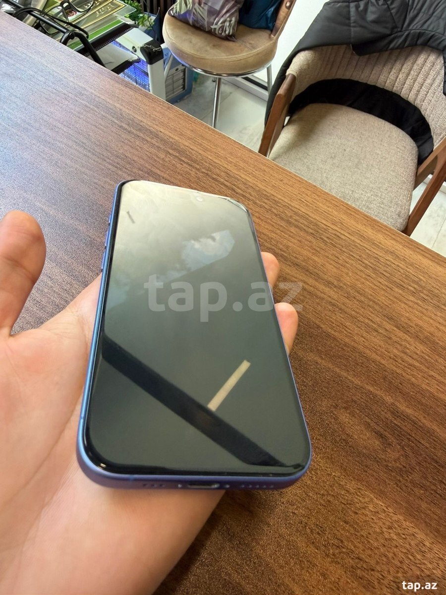Apple iPhone 16 Ultramarine 256GB/8GB (4)