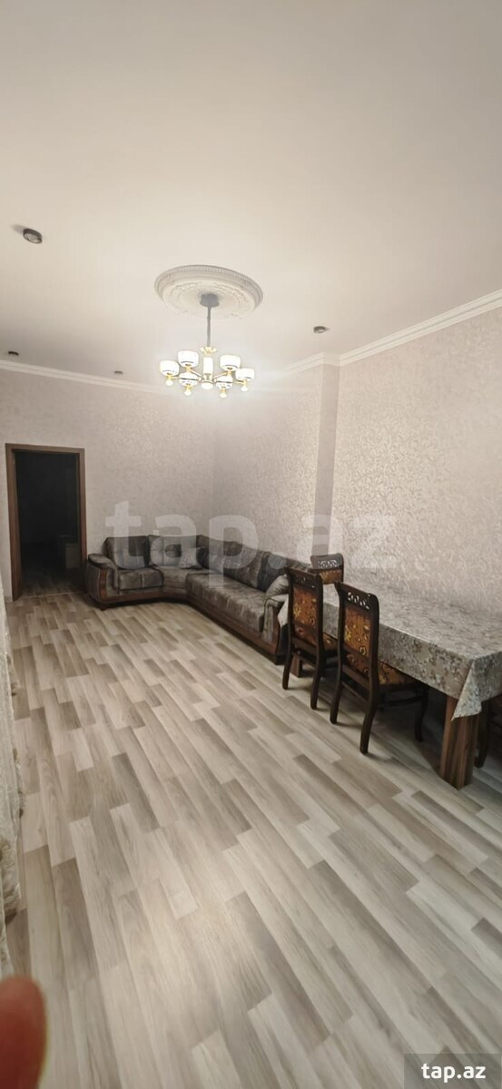 Həyət evi kirayə verilir, 8 Noyabr pr.