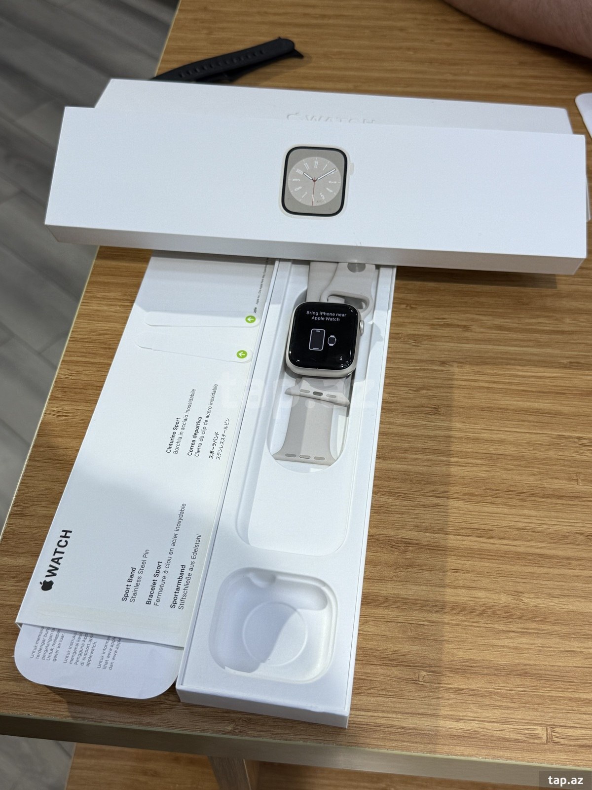 Apple Watch Series 8 Aluminum Silver 45mm (2)