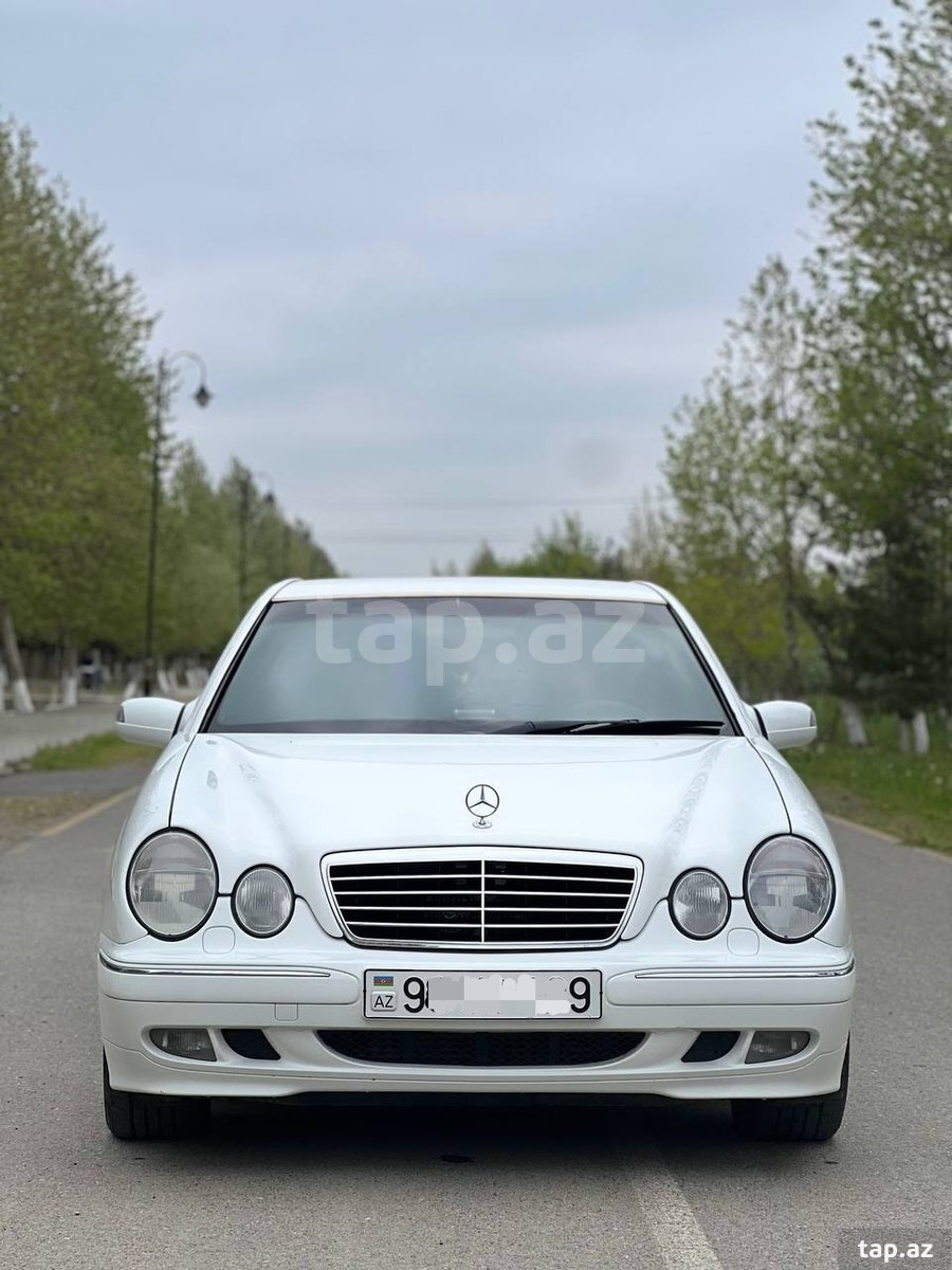 Mercedes E 220, 1999 il
