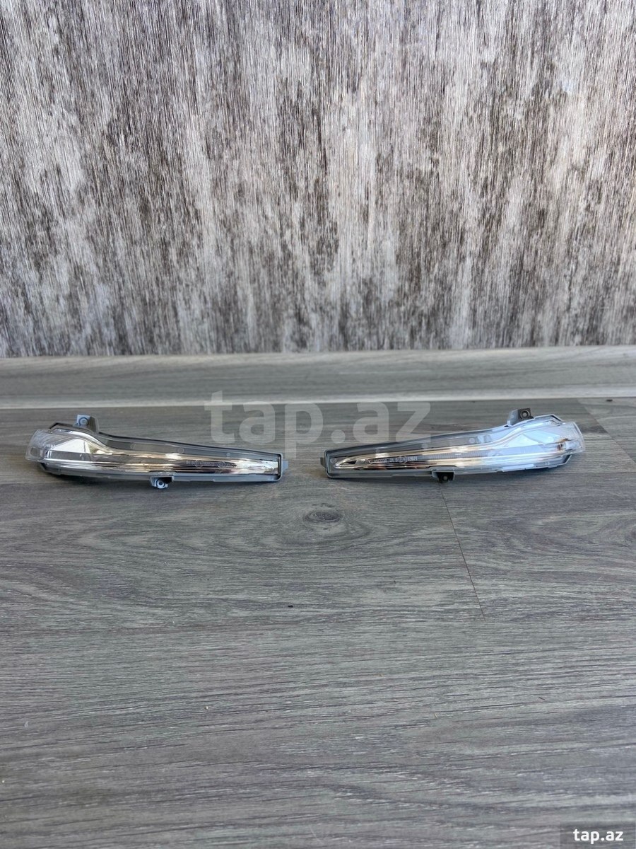 Mercedes W205, Mercedes W213, Mercedes W222" güzgü dönmə işığı