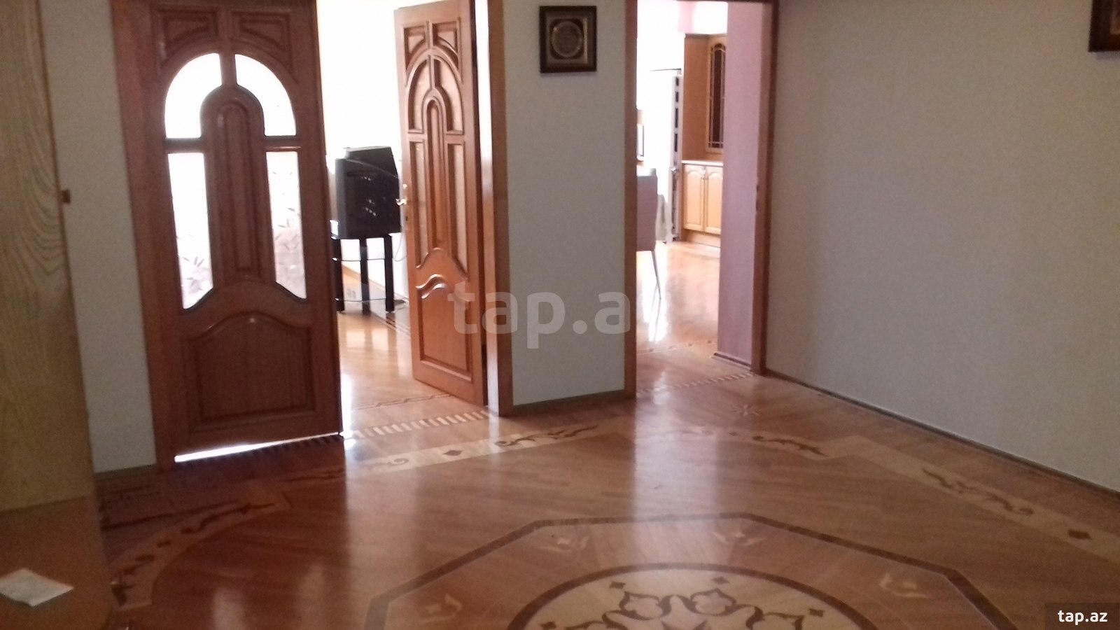 3-otaqlı yeni tikili kirayə verilir, 8-ci mkr., 137 m² (10)