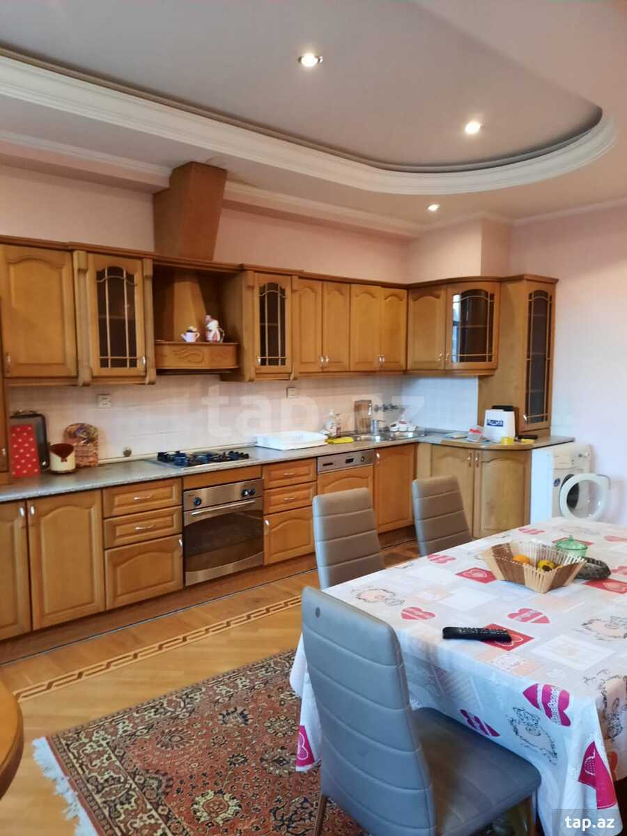 3-otaqlı yeni tikili kirayə verilir, 8-ci mkr., 137 m² (17)