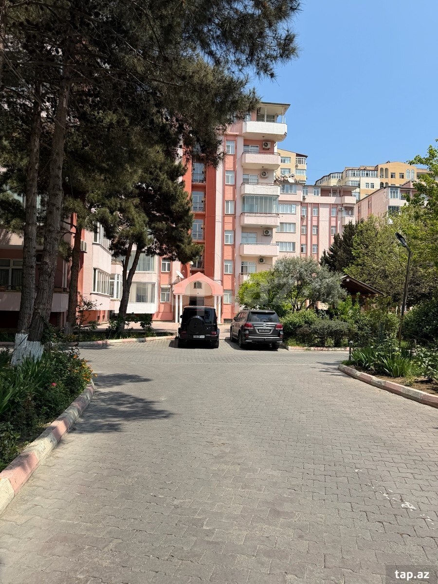 4-otaqlı yeni tikili kirayə verilir, Azadlıq pr., 160 m²