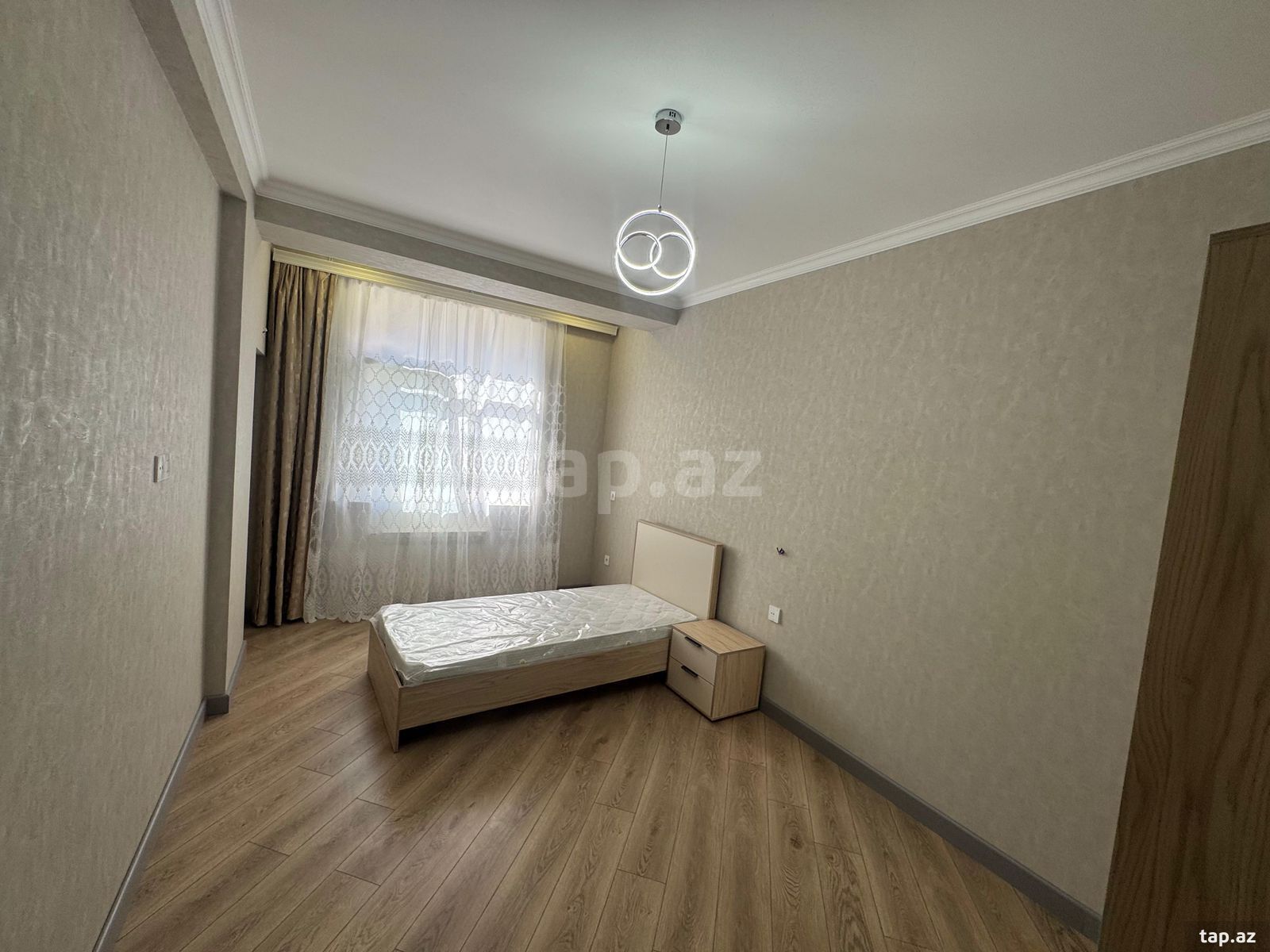 3-otaqlı yeni tikili kirayə verilir, Binəqədi r., 107 m² (10)