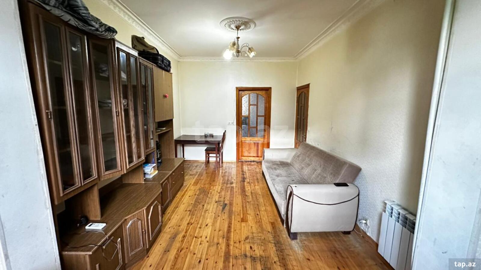 2-otaqlı mənzil, Memar Əcəmi m., 52 m²