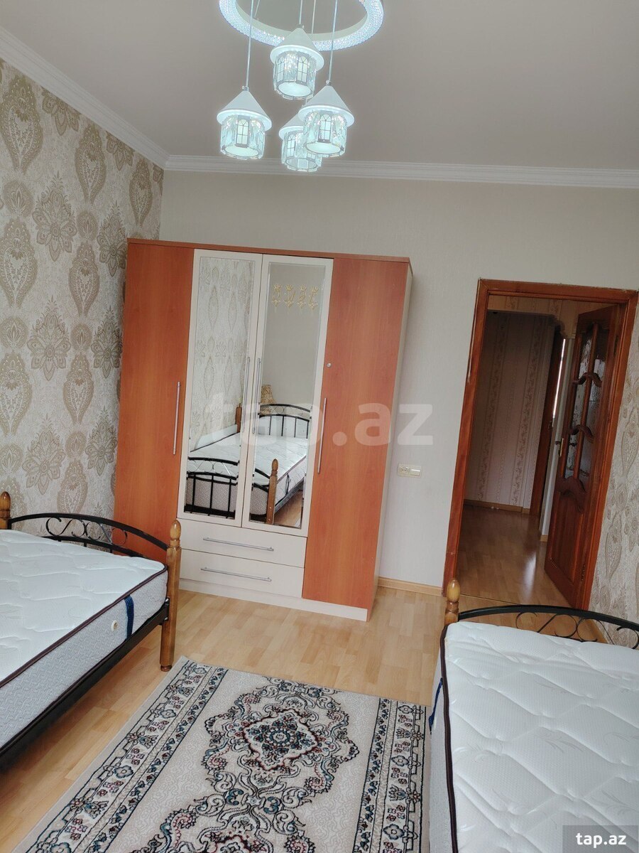 3-otaqlı mənzil kirayə verilir, 8 Noyabr m., 80 m² (3)