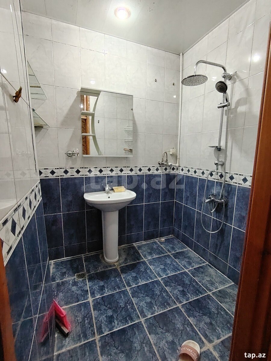3-otaqlı mənzil kirayə verilir, 8 Noyabr m., 80 m² (4)