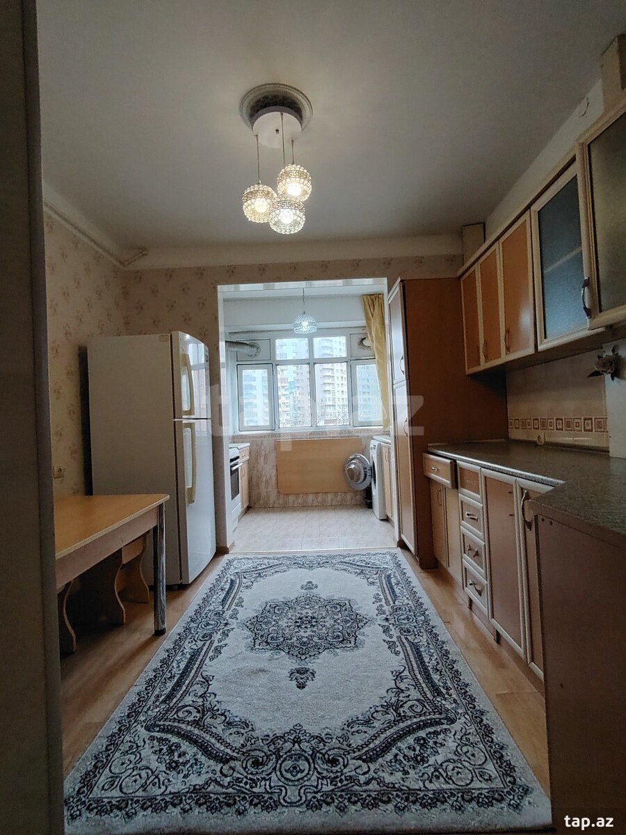 3-otaqlı mənzil kirayə verilir, 8 Noyabr m., 80 m² (11)