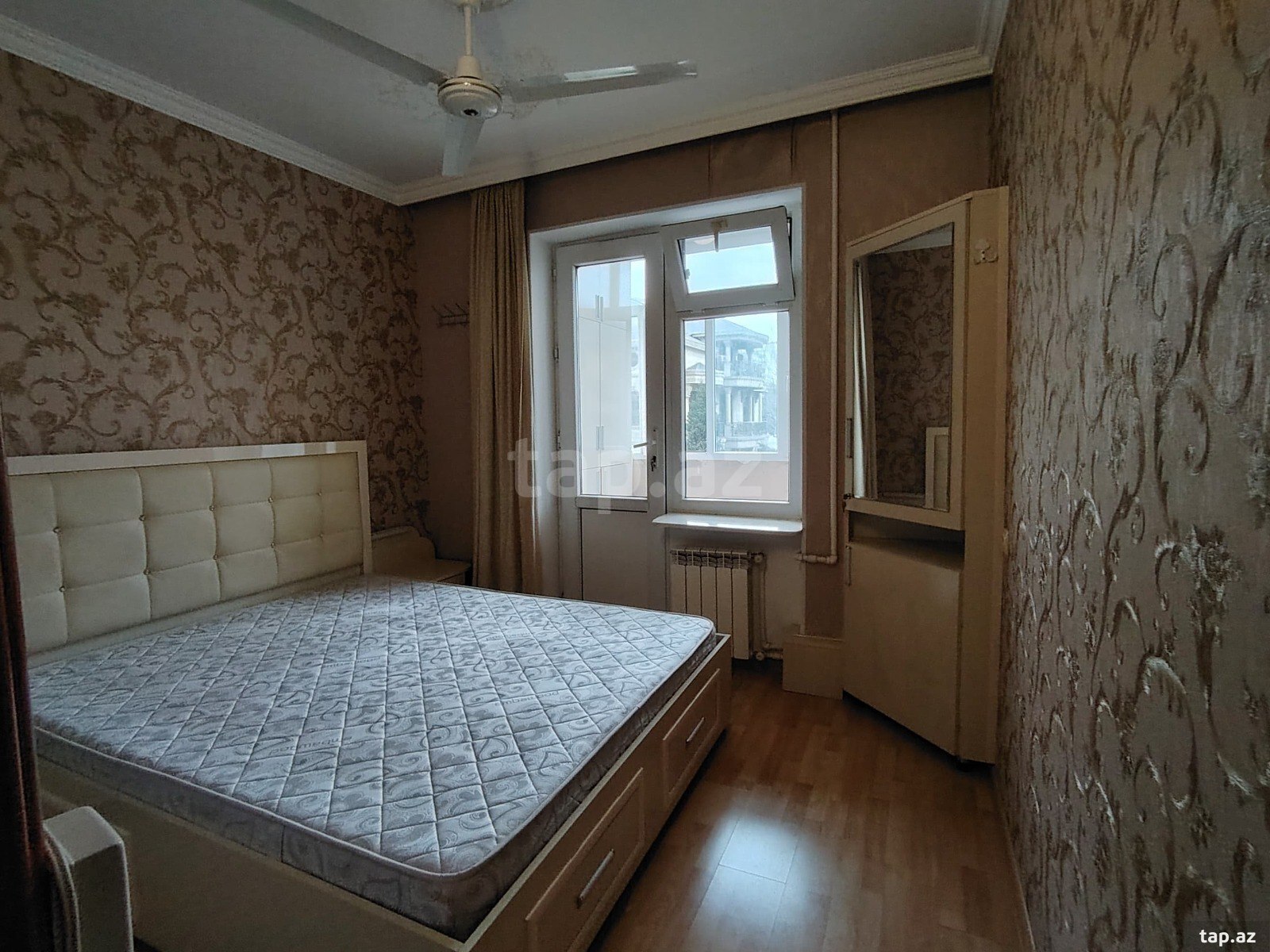 3-otaqlı mənzil kirayə verilir, 8 Noyabr m., 80 m² (16)