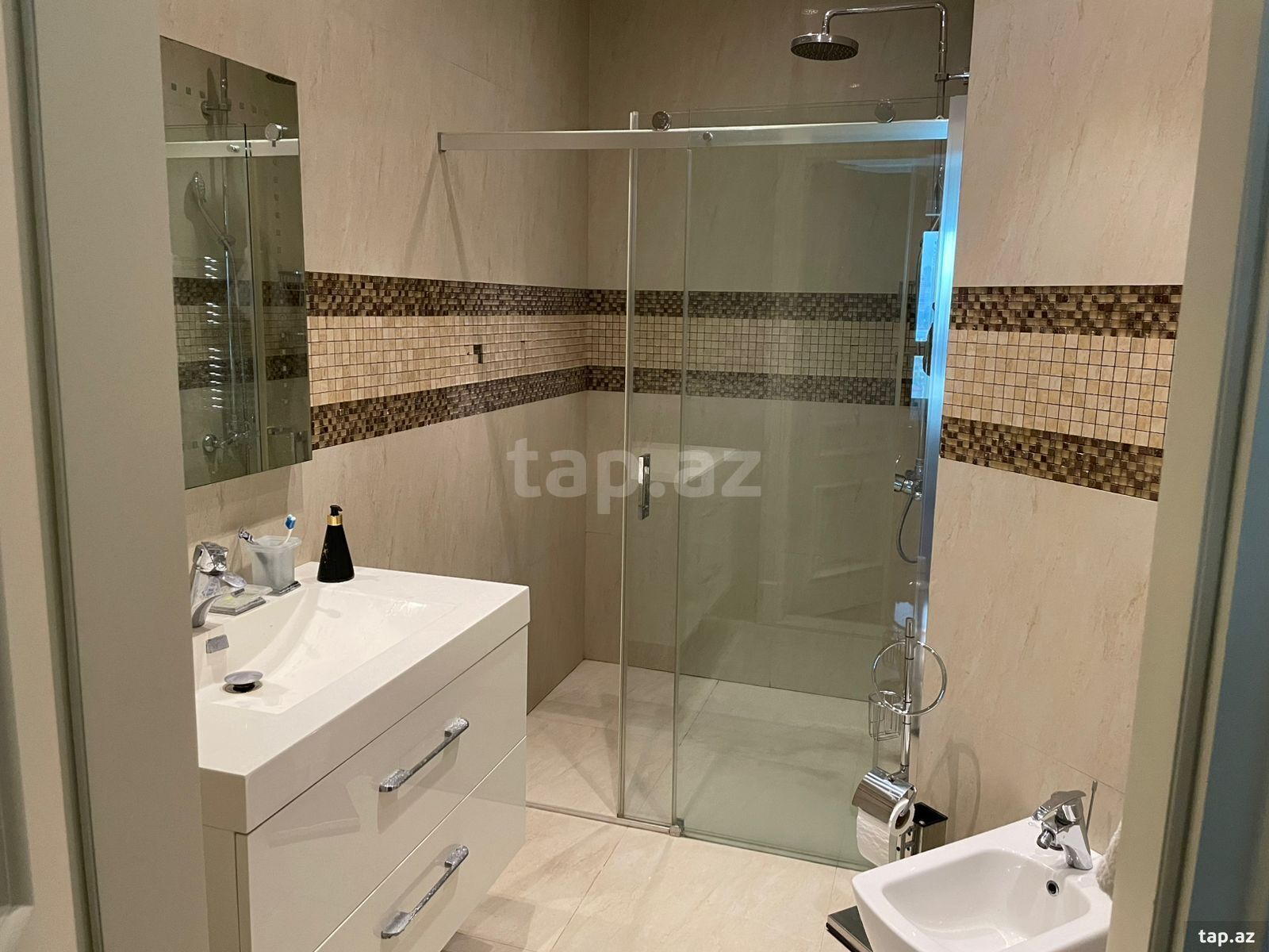 3-otaqlı yeni tikili kirayə verilir, Şah İsmayıl Xətai m., 170 m² (12)