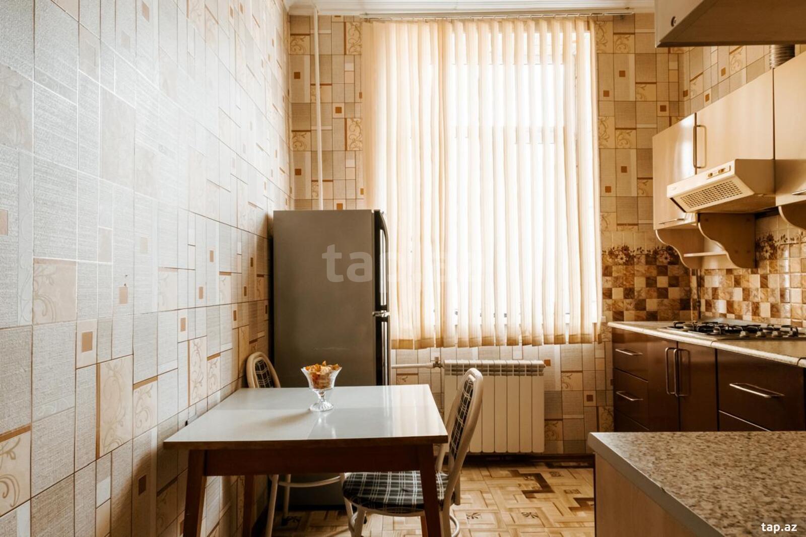2-otaqlı mənzil kirayə verilir, 28 May m., 60 m² (8)