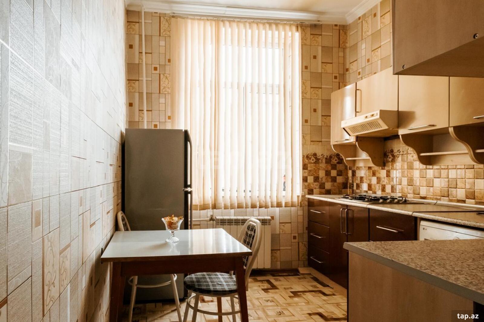 2-otaqlı mənzil kirayə verilir, 28 May m., 60 m² (7)