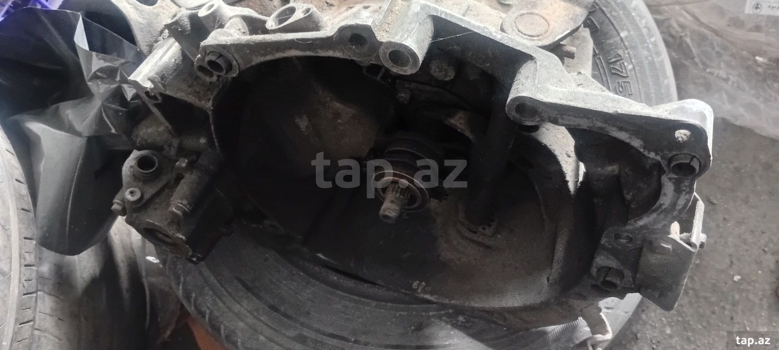 Azsamand sürətlər qutusu (2)