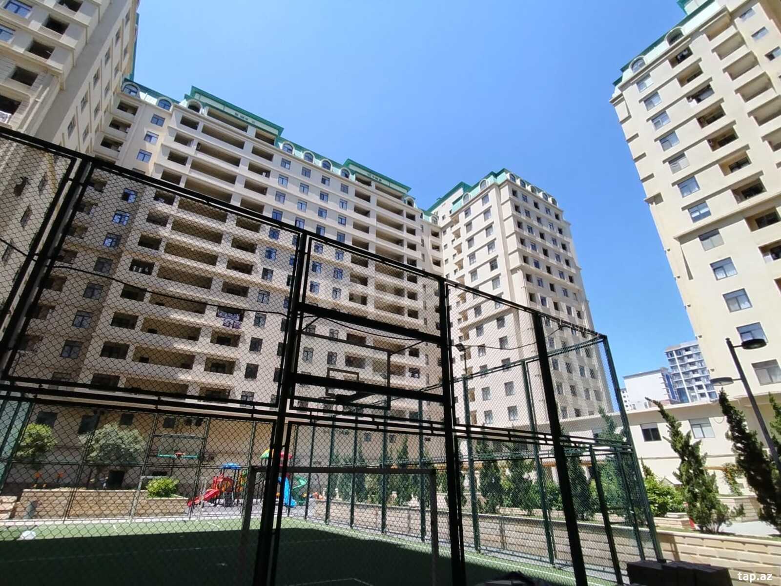 4-otaqlı yeni tikili, Qarabağ küç., 215 m²