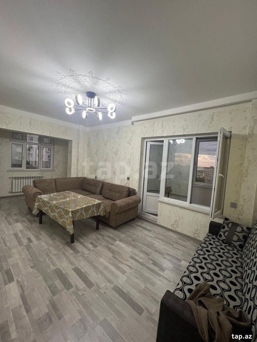 2-otaqlı mənzil, Neftçilər m., 70 m²