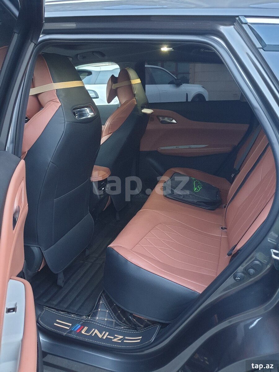 Changan Uni-Z, 2025 il (6)