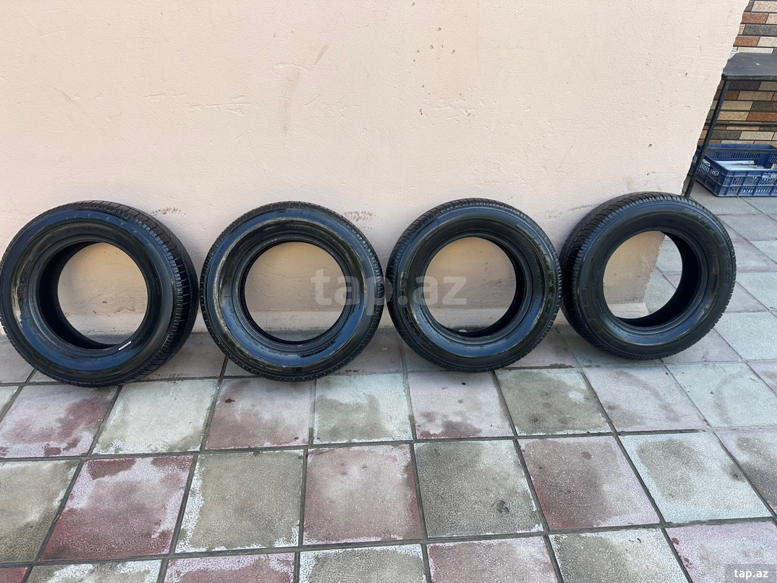 Lassa şinlər 175/70 R13