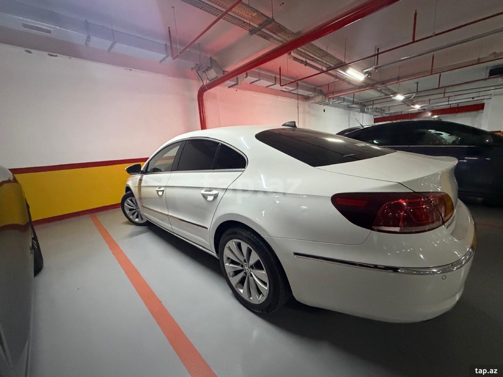 Volkswagen Passat CC, 2014 il (5)