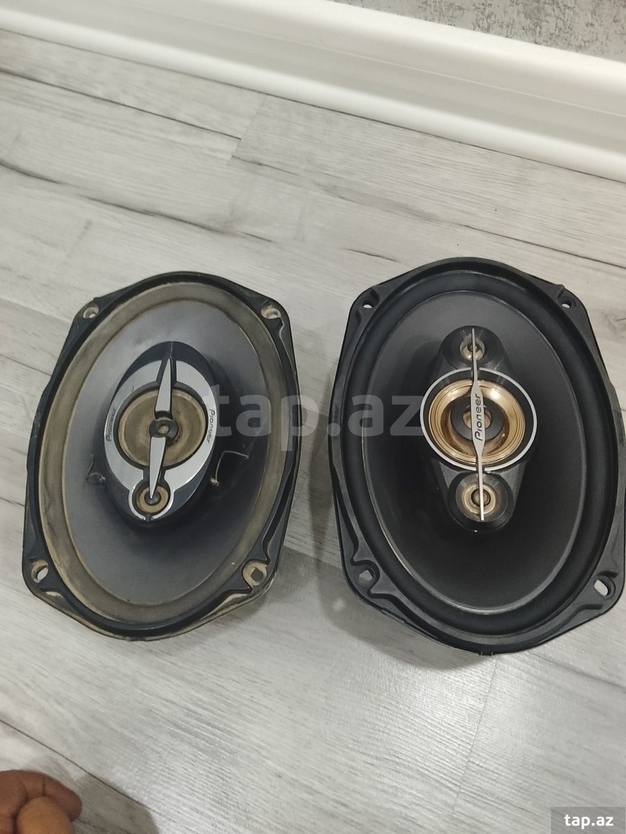 Pioneer 300 maqnitolası