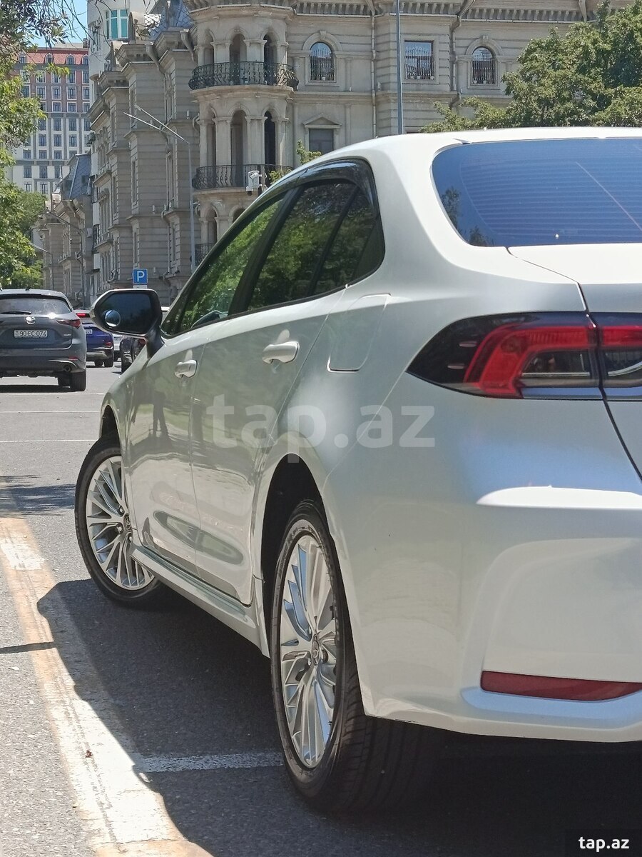 Toyota Corolla, 2024 il (6)