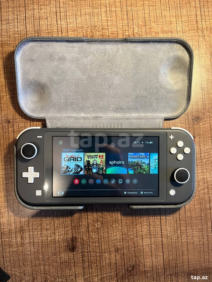 Nintendo Switch Lite 258GB (2)