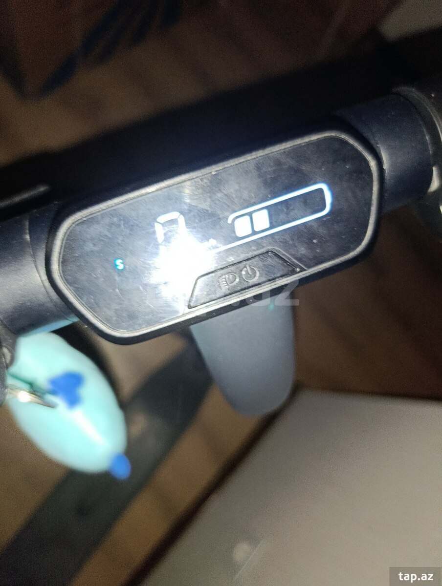 Skuter Ninebot E2 (3)
