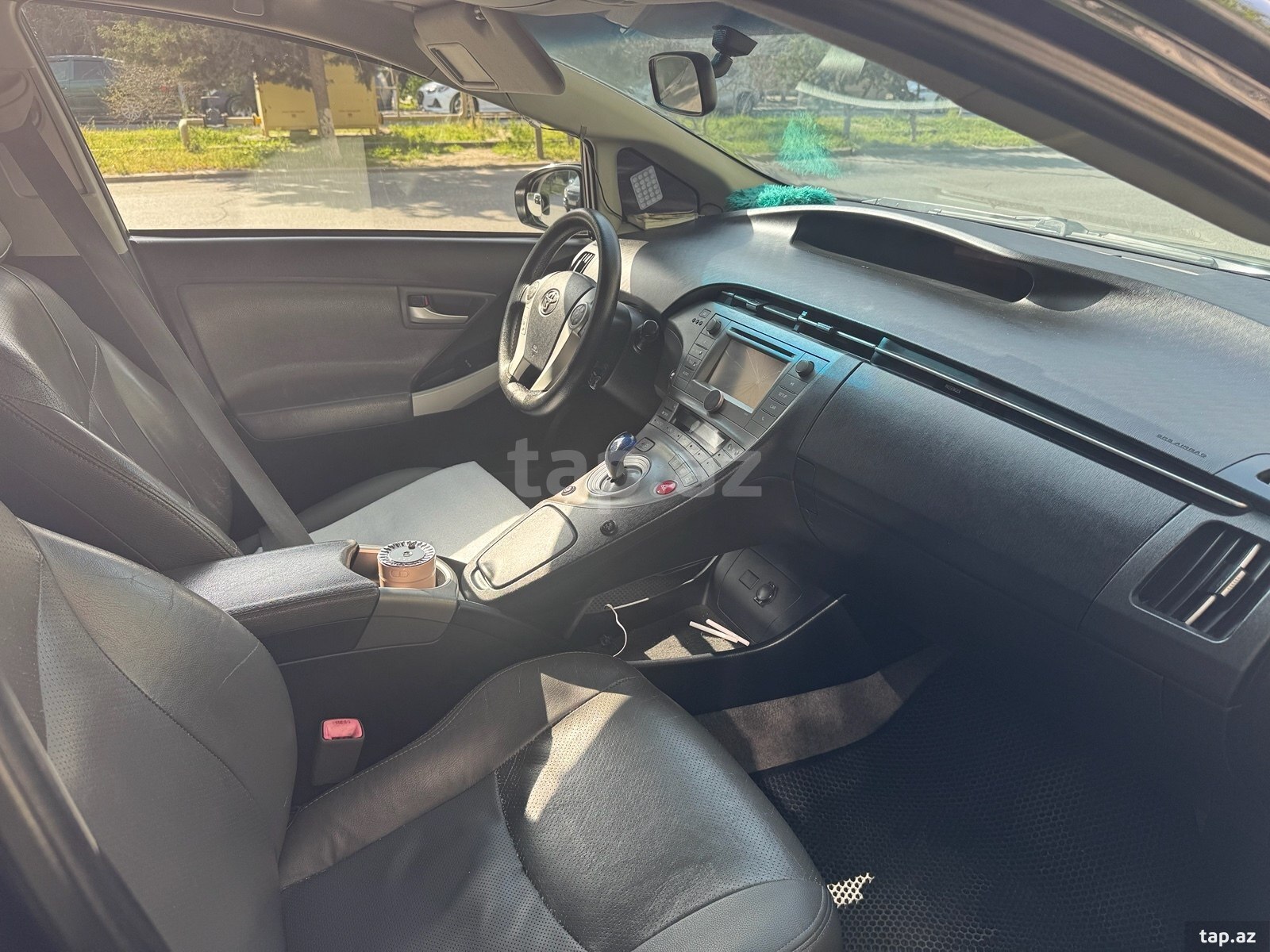 Toyota Prius, 2012 il (7)