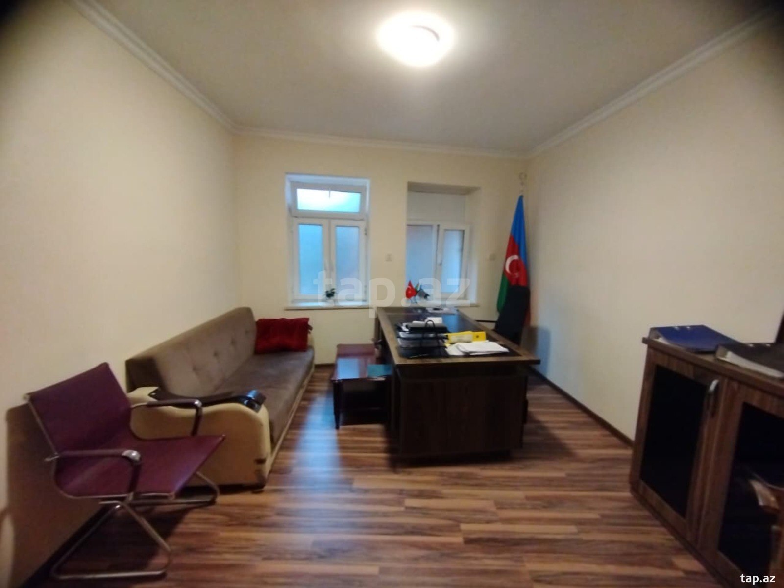Ofis icarəyə verilir, Nizami m. (2)
