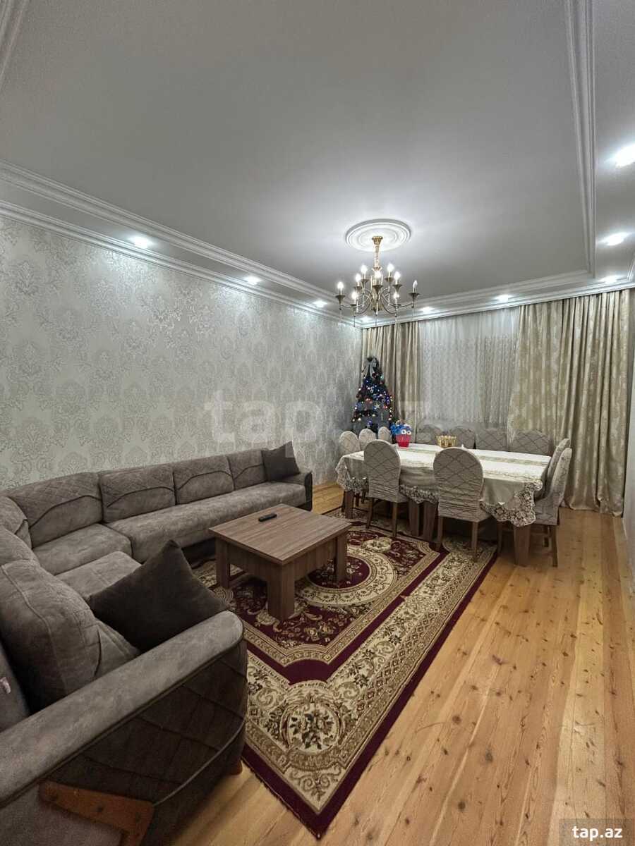 Həyət evi, Savalan qəs. (8)
