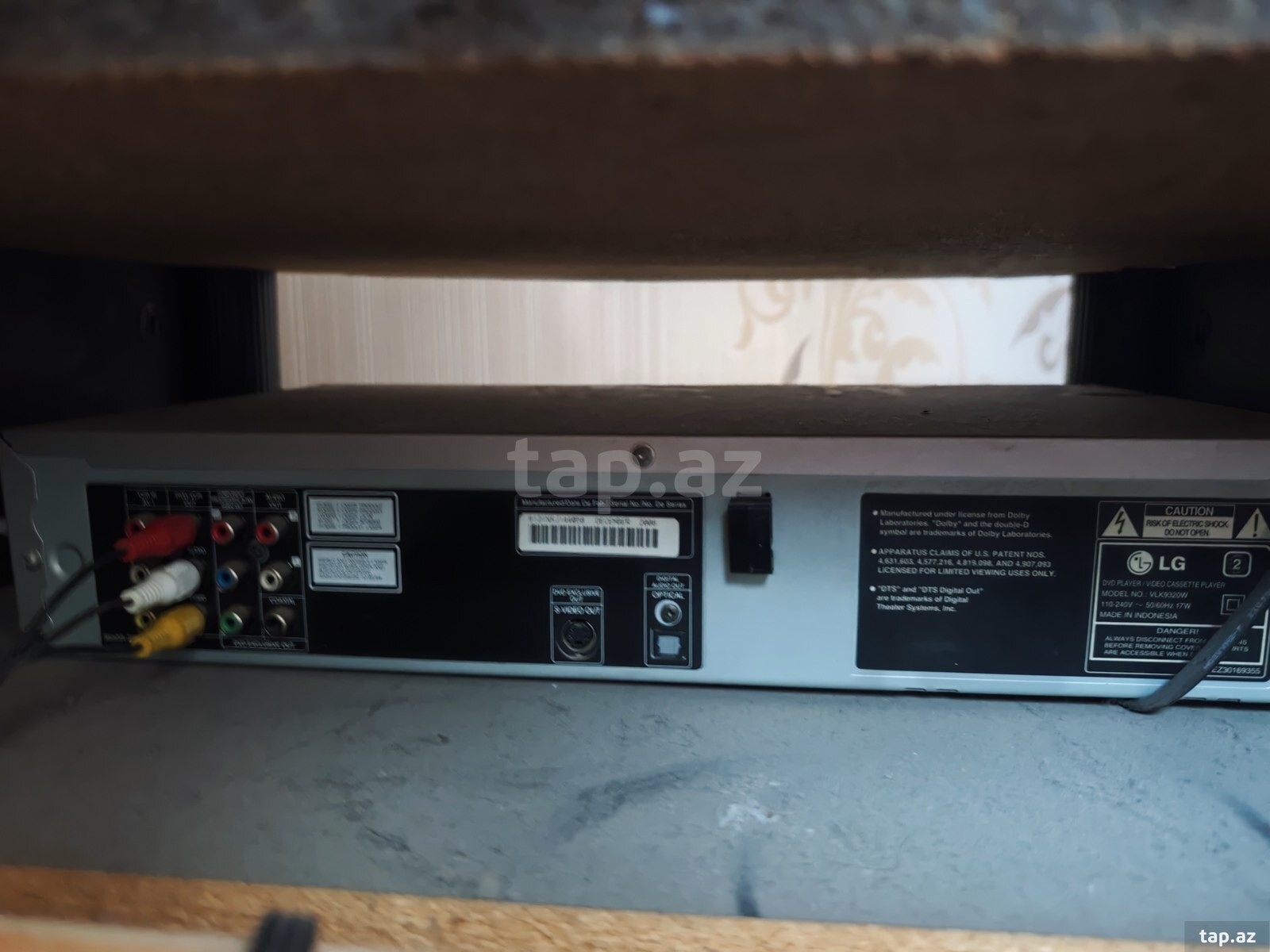 Televizor SONY KV-HW212M80 (2)