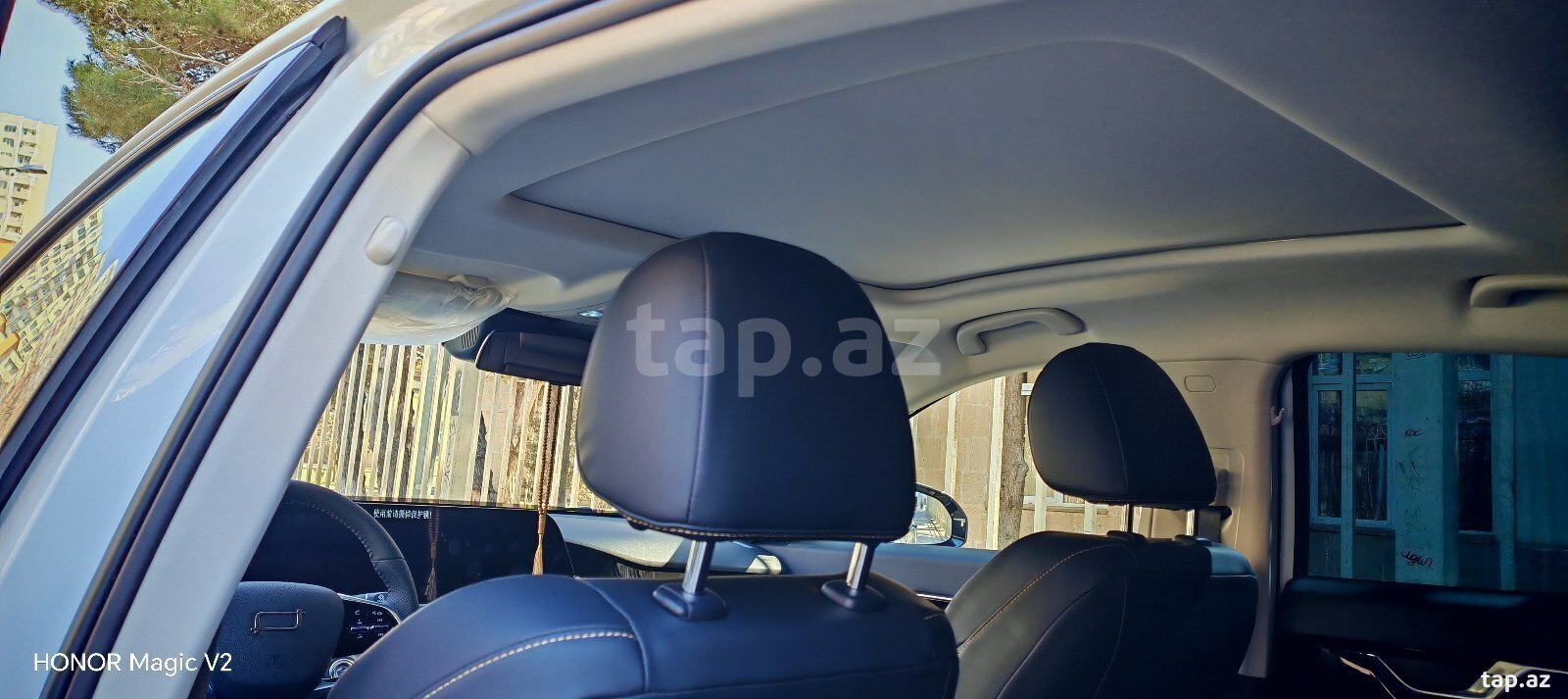 Bestune B70, 2025 il (16)