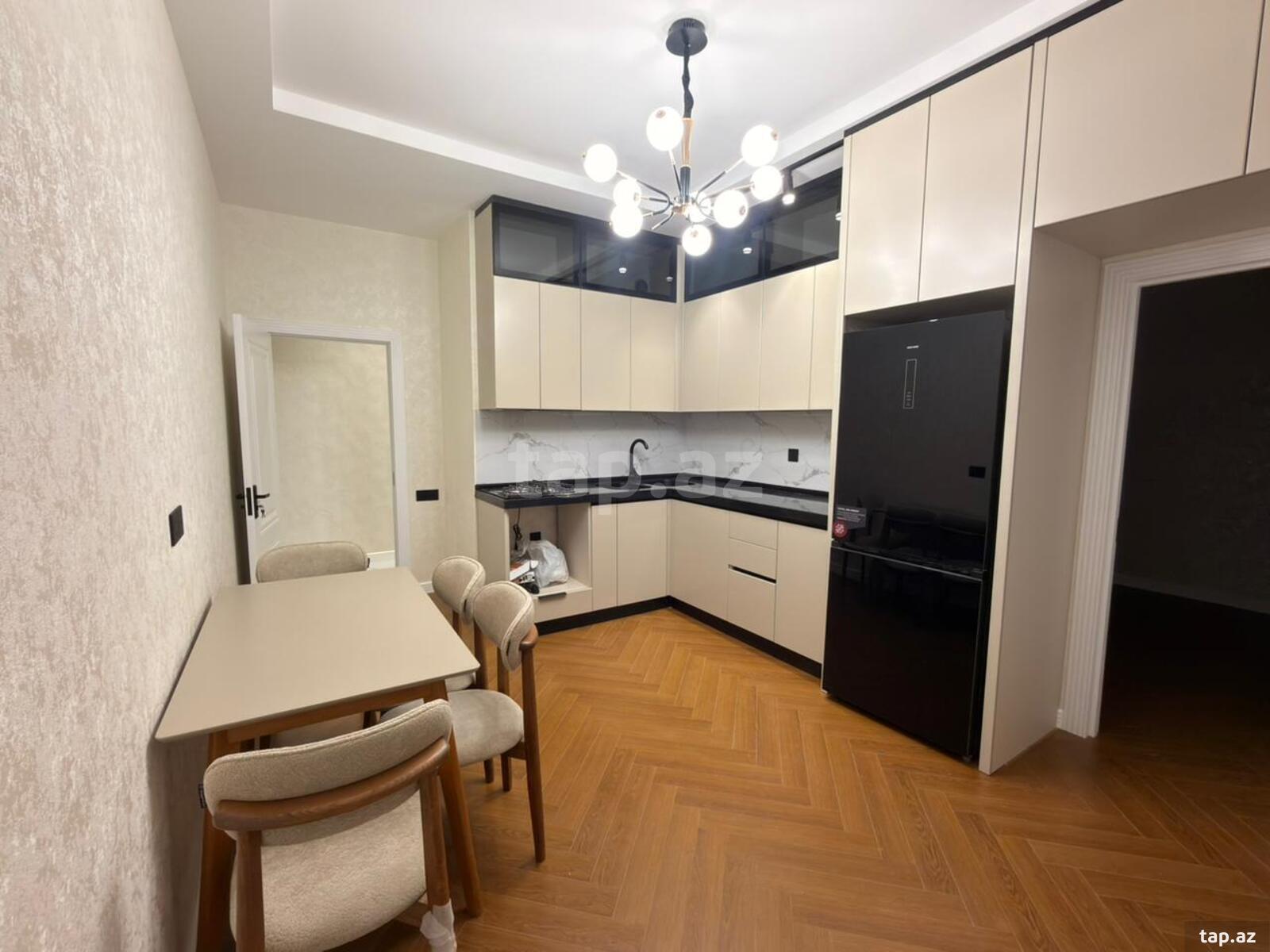 4-otaqlı yeni tikili kirayə verilir, R. Rüstəmov küç., 140 m² (9)