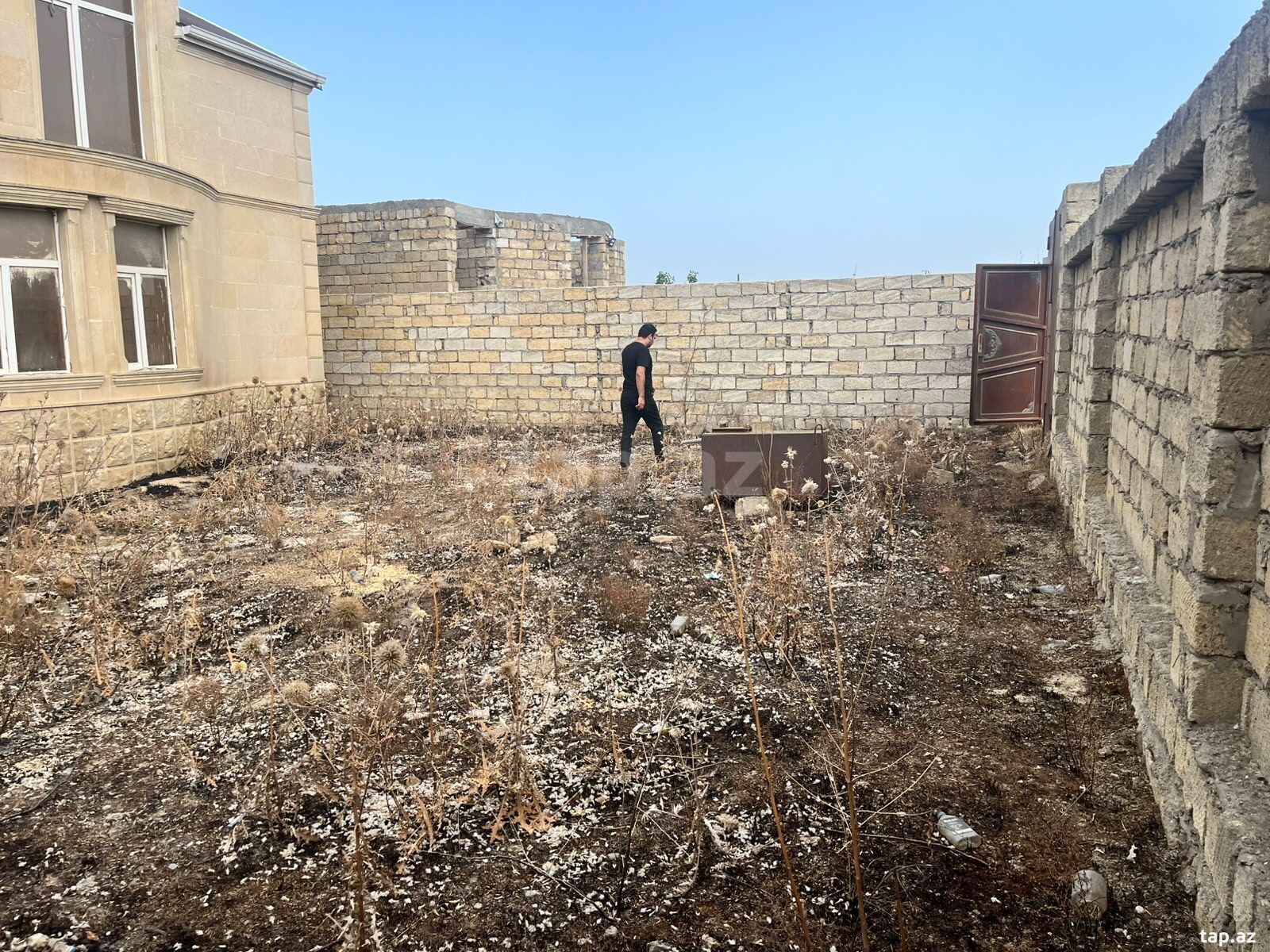 Həyət evi, Mehdiabad qəs. (4)